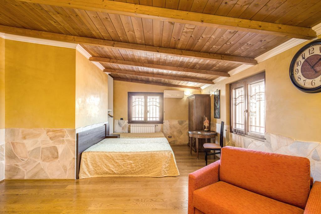 Villa Gengi Ardea Extérieur photo