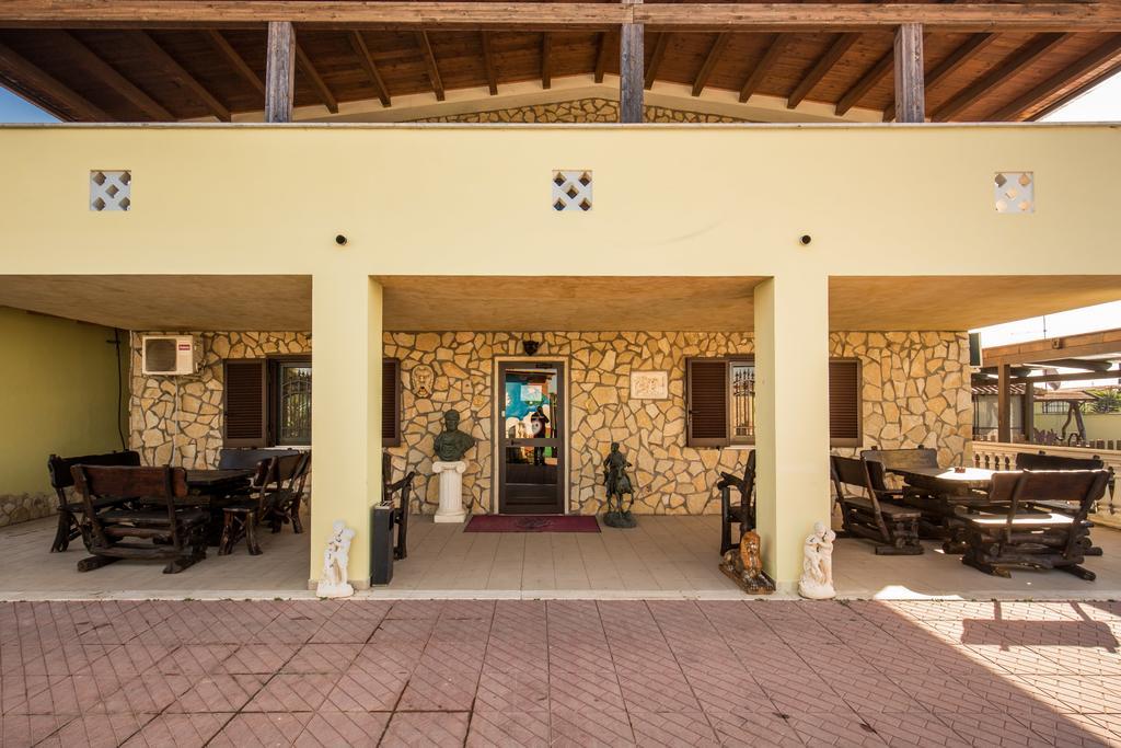 Villa Gengi Ardea Extérieur photo